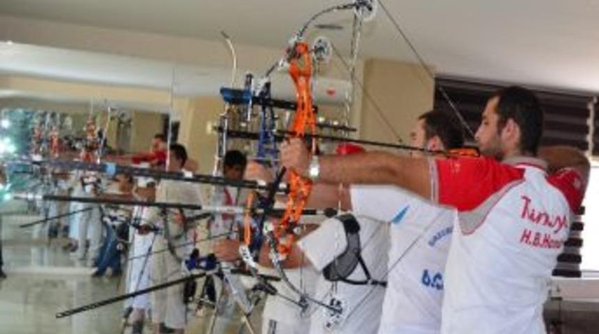 Ok&ccedil;uluk Kongre Kupası M&uuml;sabakaları Yapıldı