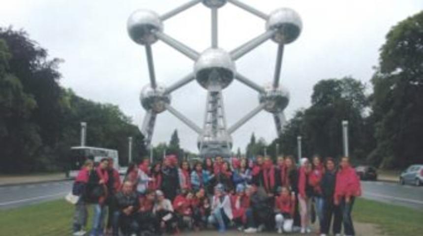 30 Kız &Ouml;ğrenci Proje Gezisinden D&ouml;nd&uuml;