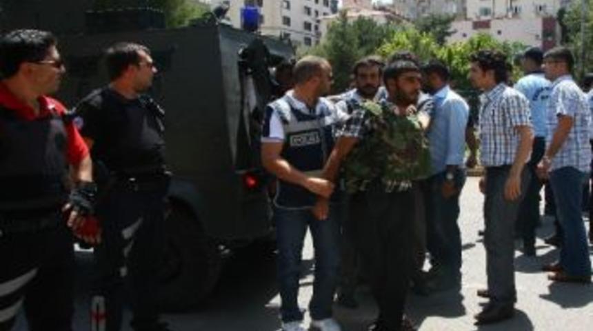 Diyarbakır&rsquo;daki Silahlı Kavganın Ardından