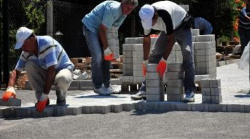 Tepebaşı'nda Yoğun Mesai Devam Ediyor