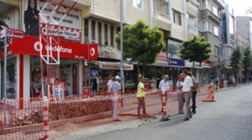 Kırklareli&rsquo;de Yol Yapım &Ccedil;alışmaları Devam Ediyor