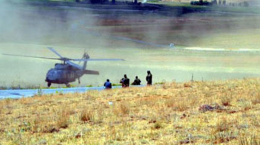 PKK'lılar b&ouml;l&uuml;ğe saldırdı