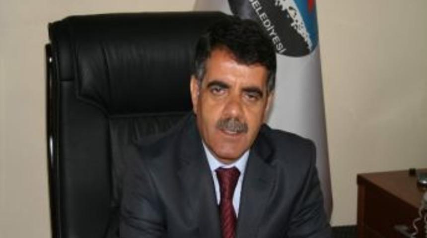 Kars Belediye Başkanı Nevzat Bozkuş, Basın Bayramı'nı Kutladı