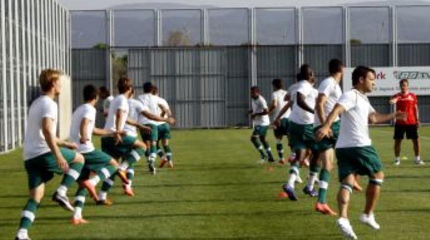 Bursaspor, Hazırlıklarına Devam Etti