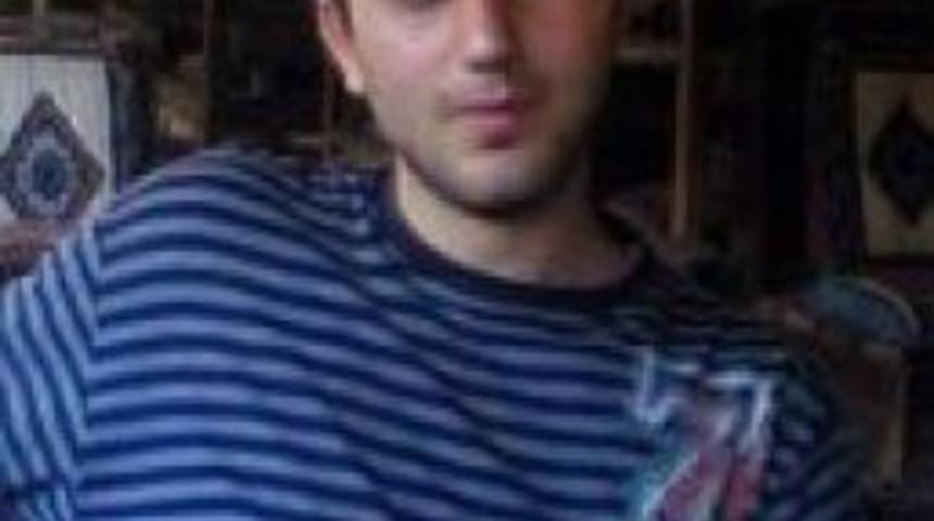 (d&uuml;zeltme-habere Ait &Ouml;nceki Fotoğraflar Kaynağından İptal Edilmiştir, Doğru Fotoğraf Yayına Verilmiştir, Abonelerimizden &Ouml;z&uuml;r Dileriz) Başkent&rsquo;te Şehit Astsubayın Evine Ateş D&uuml;şt&uuml;