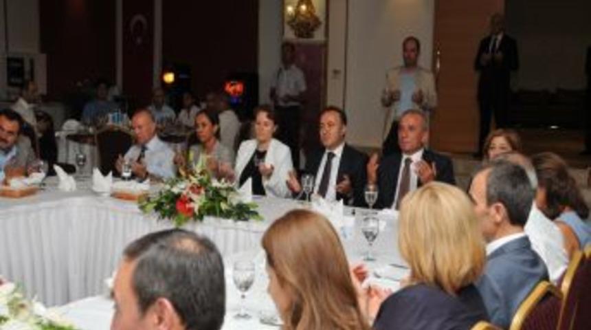 Antalya&rsquo;da Şehit Yakınları Ve Gazilere Iftar Verildi