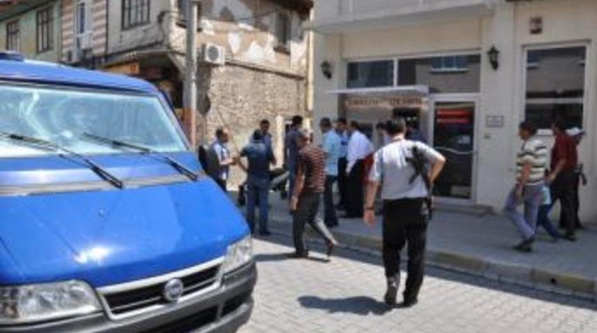 Dursunbey`de Aksiyon Dolu Bir G&uuml;n