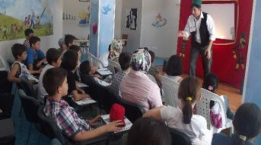 &Ccedil;ocuklar Eğlenerek &Ouml;ğreniyorlar