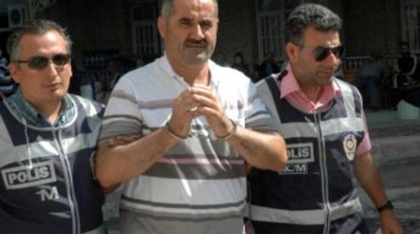 Yeni Yasa Da M&uuml;ebbetten Kurtaramadı