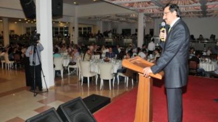 STK'lar Ke&ccedil;i&ouml;ren Belediyesi'nin Iftarında Buluştu