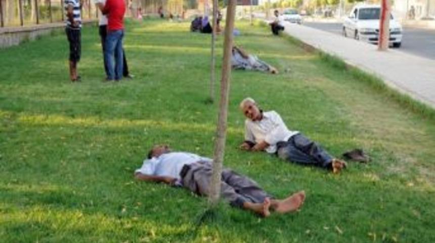 &Ccedil;&ouml;l Sıcakları Vatandaşı Bunalttı