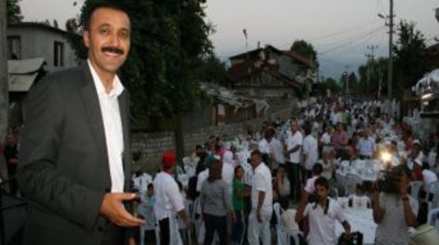 D&uuml;zce Belediyesinden Ağa Mahallesinde 1500 Kişilik İftar