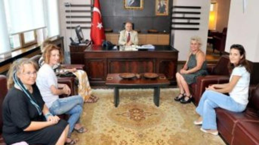 Hayvan Hakları Federasyonu Vali &Ccedil;akacak&rsquo;ı Ziyaret Etti