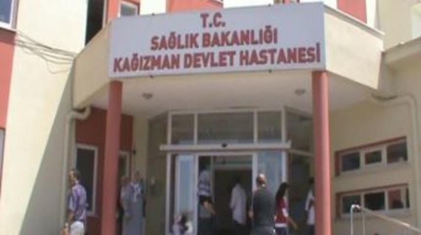 Kağızman'da Bir Kişi Eşinin Başını Taşla Ezerek &Ouml;ld&uuml;rd&uuml;