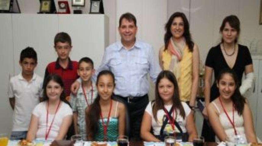 K&uuml;&ccedil;&uuml;k El&ccedil;iler Polonya'da K&uuml;lt&uuml;r El&ccedil;imiz Oldu