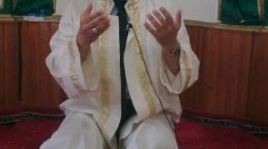 Urla M&uuml;ft&uuml;s&uuml; Abd&uuml;lkadir Karakuş Serik'e Tayin Oldu