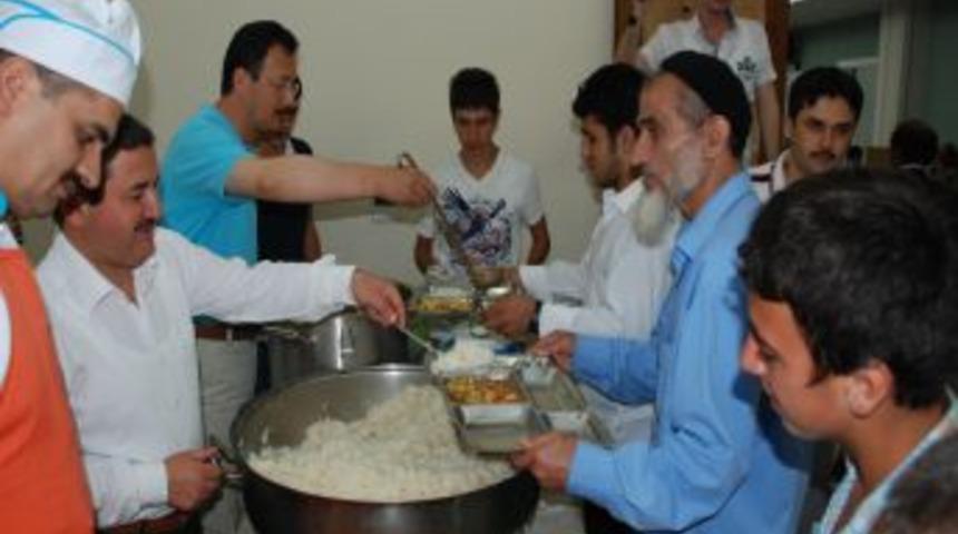 Fatsa'da Iftar Sofrasına Yoğun Ilgi