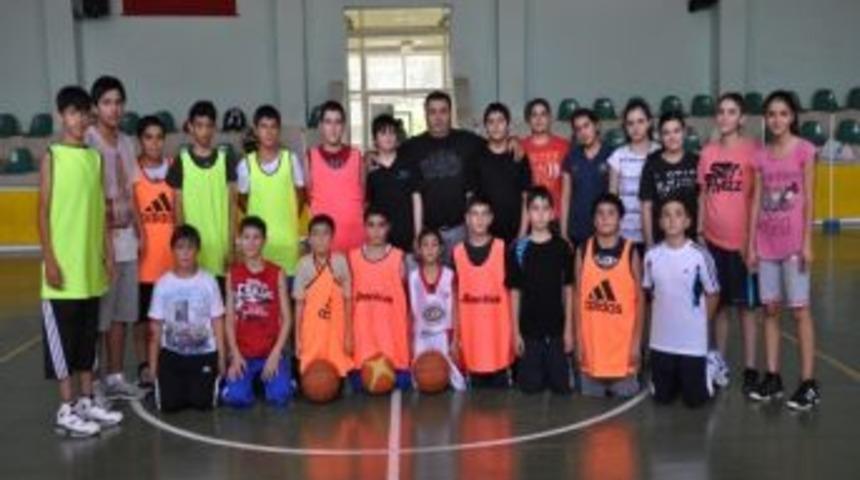 12 Dev Adam &Ccedil;alışmalarını S&uuml;rd&uuml;r&uuml;yor