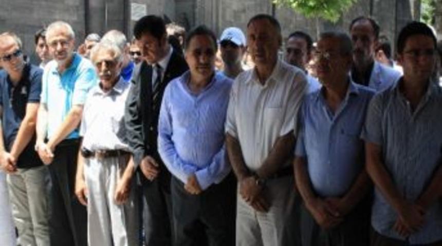 Ş&uuml;kr&uuml; Karatepe&rsquo;nin Acı G&uuml;n&uuml;