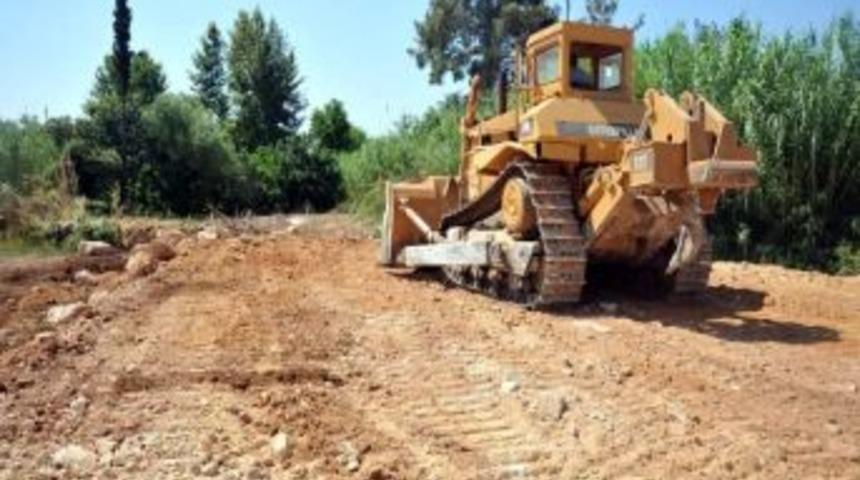 G&ouml;ksu Mahallesi&rsquo;nde Yol &Ccedil;alışmaları Devam Ediyor