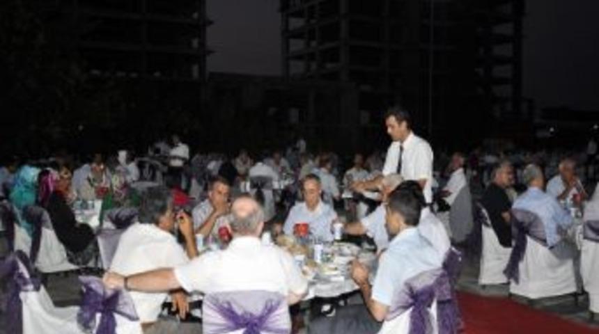 Malatya Belediye Başkanı Ahmet &Ccedil;akır: