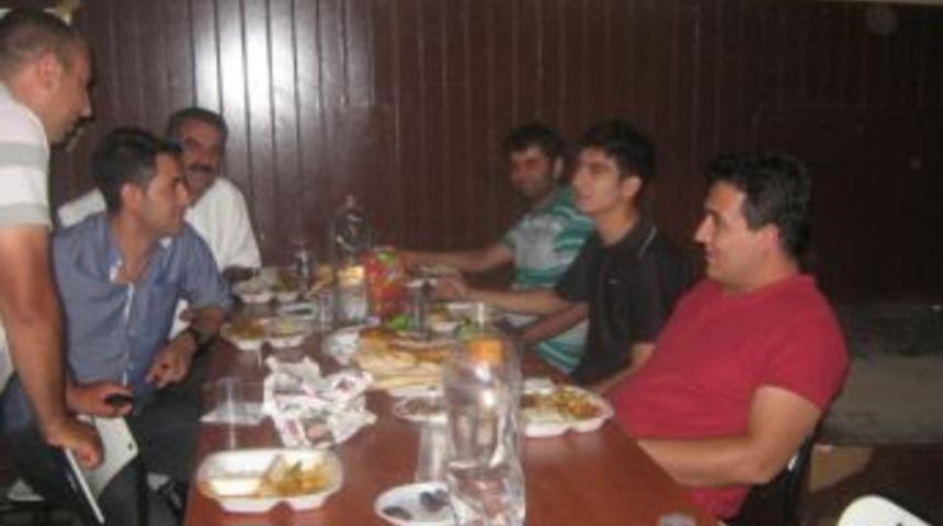 R&ouml;nesans enerji şirketinden iftar yemeği,