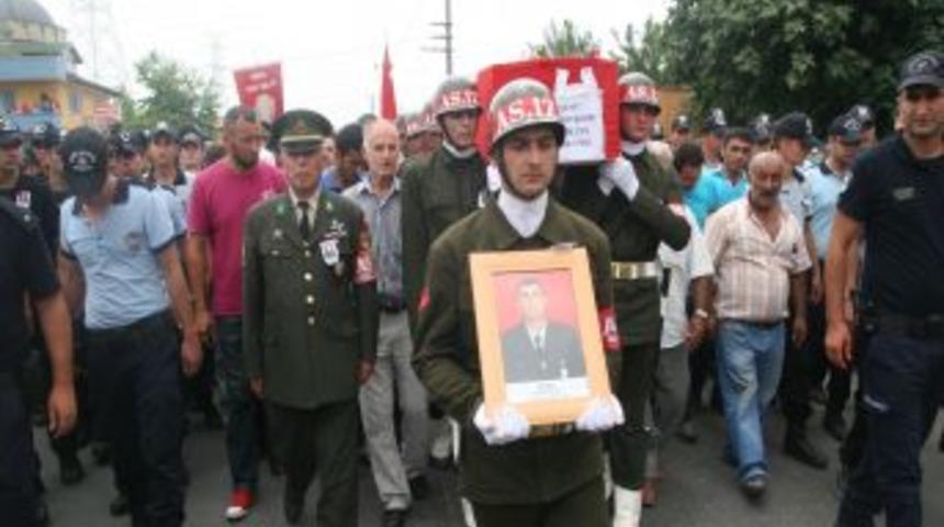 Şehit Piyade Uzman &Ccedil;avuş Regaip Şahin, Sakarya'da Toprağa Verildi