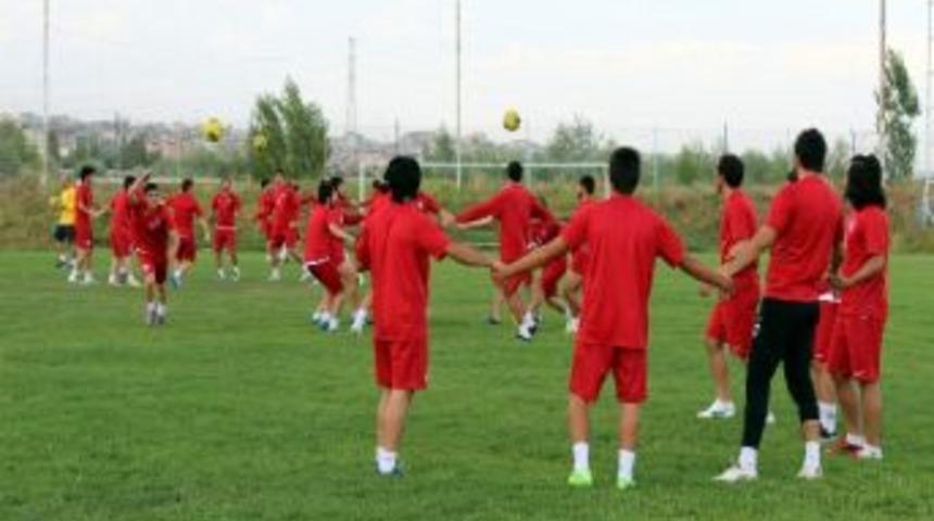 4 Eyl&uuml;l Belediyespor Sezon Hazırlıklarına Devam Ediyor