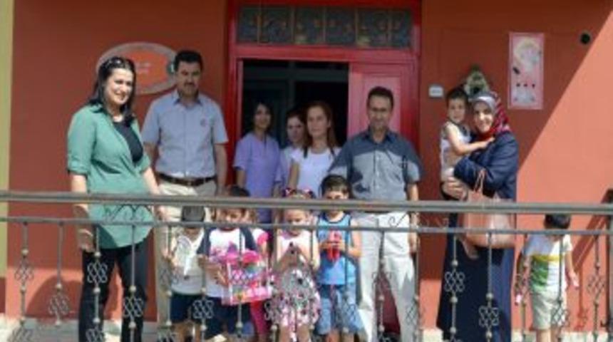 Vali Saran&rsquo;ın Eşi Sevgi Evi &Ccedil;ocuklarıyla Buluştu