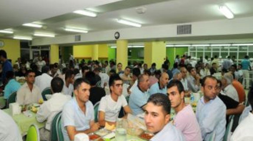 Gaziler, B&uuml;y&uuml;kşehir Belediyesi&rsquo;nin Iftarında Buluştu