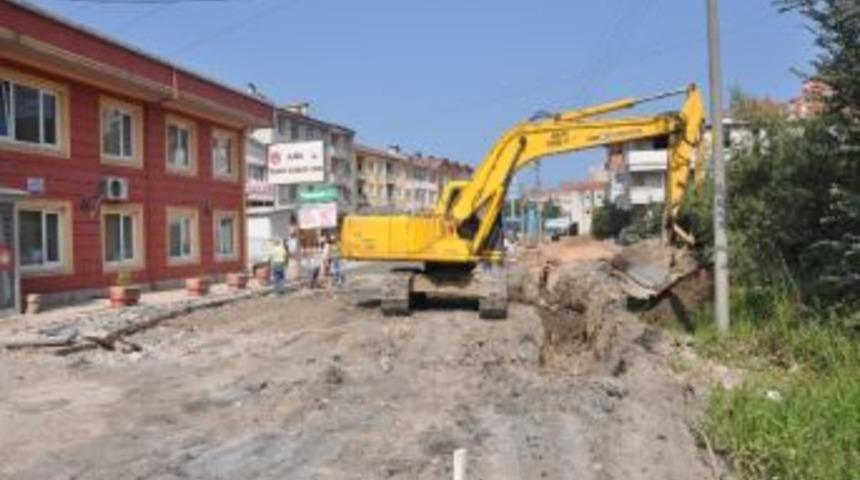 Alaplı&rsquo;da Yol, Bakım Ve Onarım &Ccedil;alışmalar S&uuml;r&uuml;yor