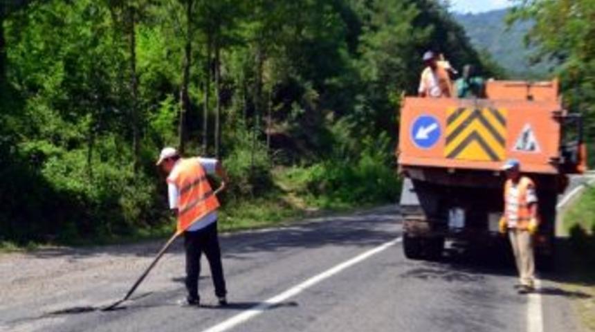 Ayvacık'ın Yolu Turizme Engel