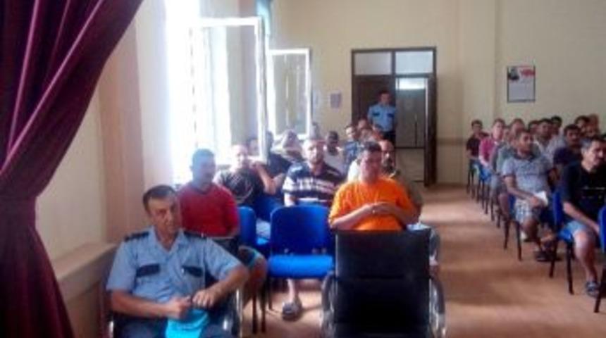 Acık Cezaevinde H&uuml;k&uuml;ml&uuml;lere Hijyen Eğitimi