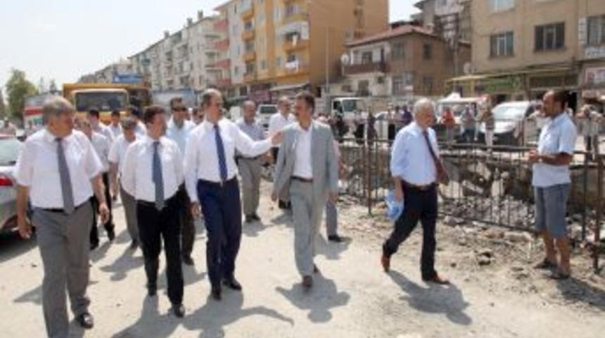 &Ccedil;arşı Deresi Denizle Buluşuyor