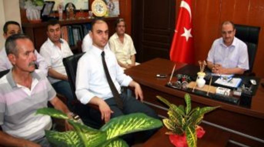 G&uuml;lay, &Ccedil;elik&rsquo;i Ziyaret Etti