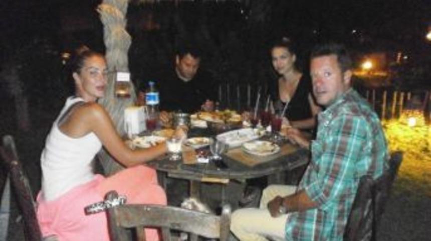 Petek Din&ccedil;&ouml;z Toprak Ana&rsquo;da