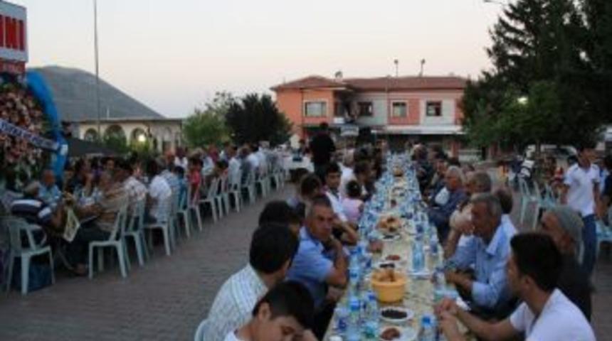 Melikgazi Belediye Başkanı Memduh B&uuml;y&uuml;kkılı&ccedil; Pide Fırının A&ccedil;ılışına Katıldı