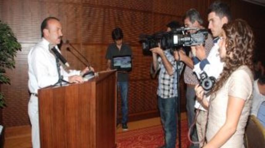 Başkan Nevzat Doğan Basın Mensuplarını İftarda Ağırladı