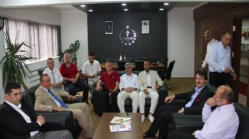 Vali Kızılcık&rsquo;tan T&uuml;msiad Trabzon Şubesi&rsquo;ne Ziyaret