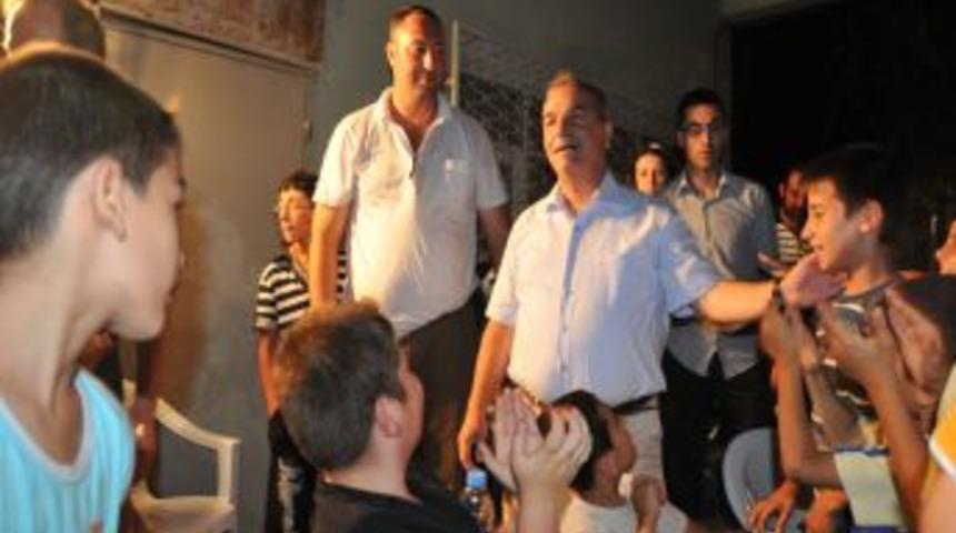 İlkadım'da &Ccedil;ocuklar Eski Ramazan Geleneklerini Yaşıyor