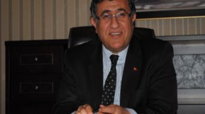 Kaymakam Bulgurlu, Iftarda Şehit Ve Gazi Ailelerini Ziyaret Ederek Dua Alıyor