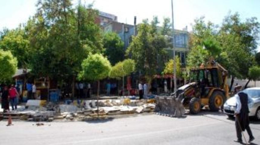 Otob&uuml;s Ve Minib&uuml;s Durağı Genişletiliyor