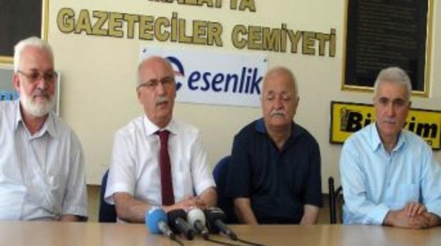 M&uuml;ft&uuml; G&uuml;l&rsquo;den Gazeteciler Cemiyeti&rsquo;ne Ziyaret