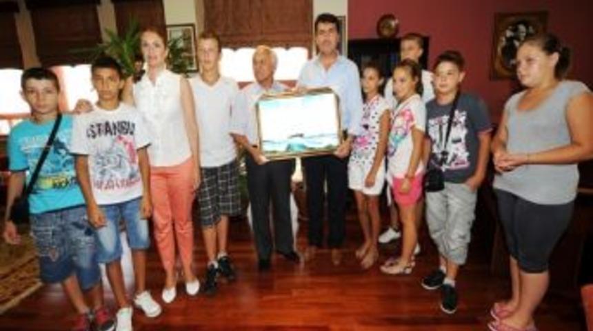 Kırcaalili &Ouml;ğrenciler D&uuml;ndar&rsquo;ı Ziyaret Etti