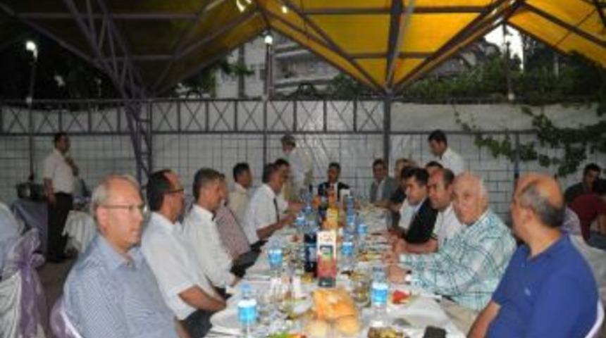 Ağa&ccedil; İşleri Odasından İftar Yemeği