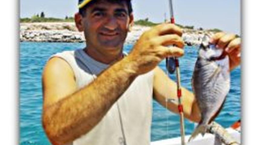 Didim Rotary Kul&uuml;b&uuml;'nden Balık Tutma Şenliği
