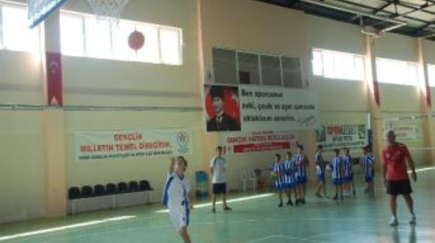 Didim&rsquo;de Yaz Spor Okulları &Ccedil;alışmaları S&uuml;r&uuml;yor
