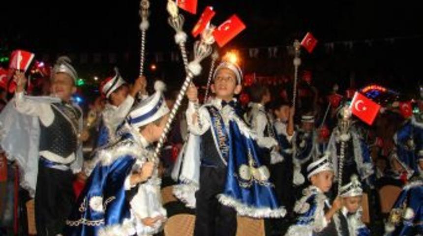 Side Belediyesi 35 &Ccedil;ocuğu S&uuml;nnet Ettirdi