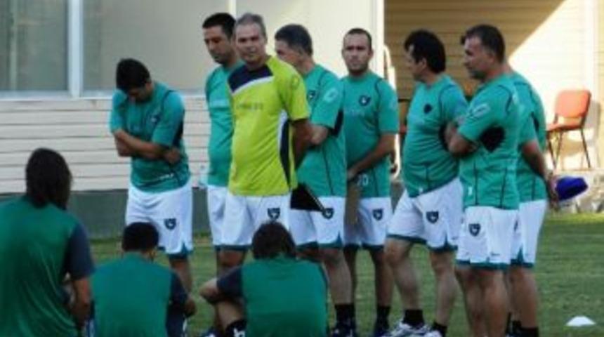 Musa B&uuml;y&uuml;k Denizlispor Yolunda