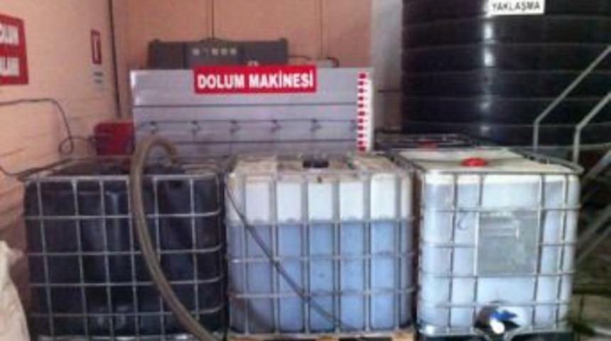 İzmir'de Ka&ccedil;ak Akaryakıt Operasyonu